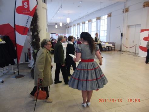 CIMG0186_im Saal-03.jpg